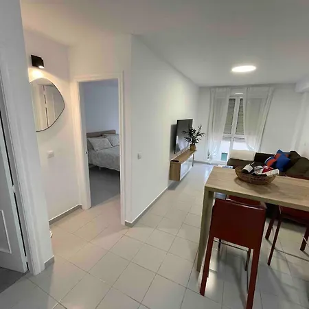 Carmenes 2 Apartment *
